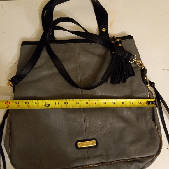 Steve Madden Tote Faux Leather Gray & Black Gym, Travel, Carry-on Bag - Picture 9 of 13